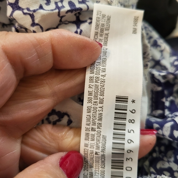 NWT Forever 21 Women's Blue and White Patterned Top Med - Picture 4 of 7